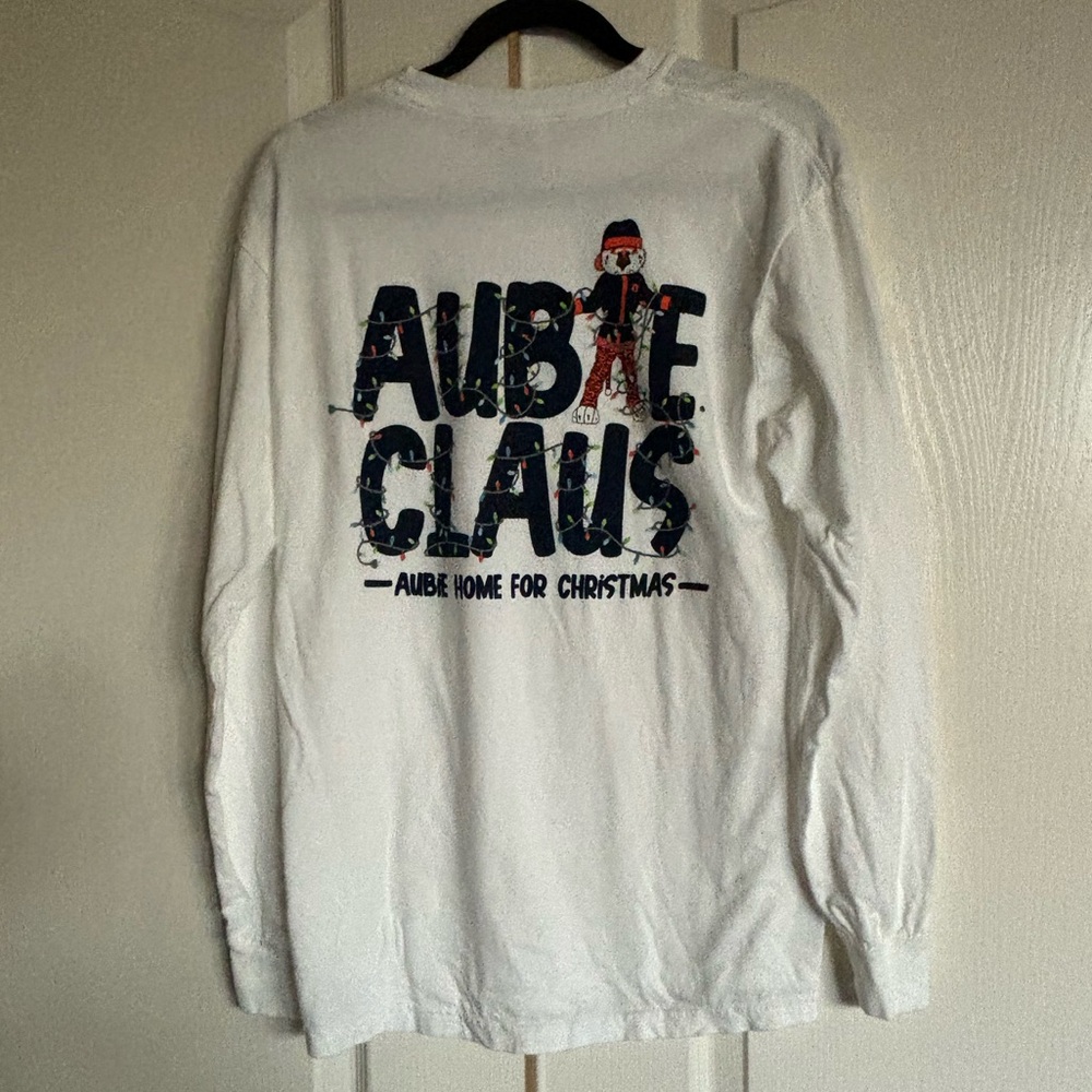 Aubie Claus Auburn University long sleeve Christmas Tee shirt size Medium